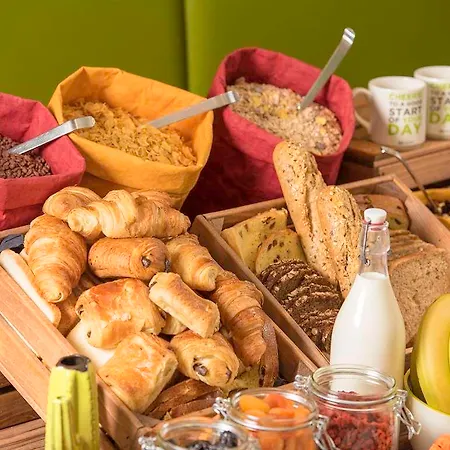 Ibis Styles Ahoy Hotel